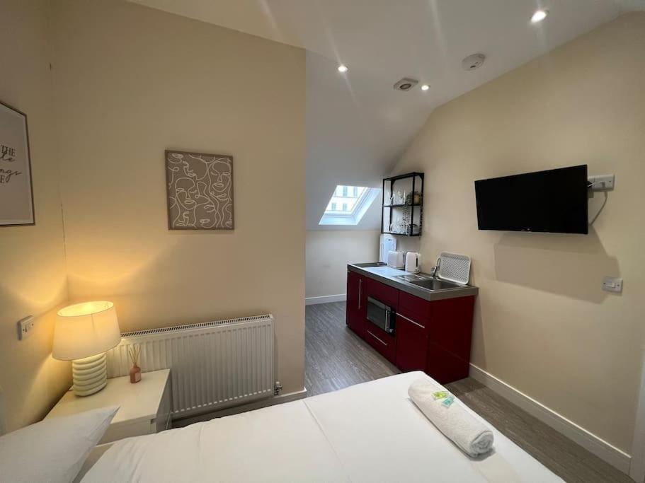 6 Studio Flat, 50M To Airbus Bristol Exteriör bild